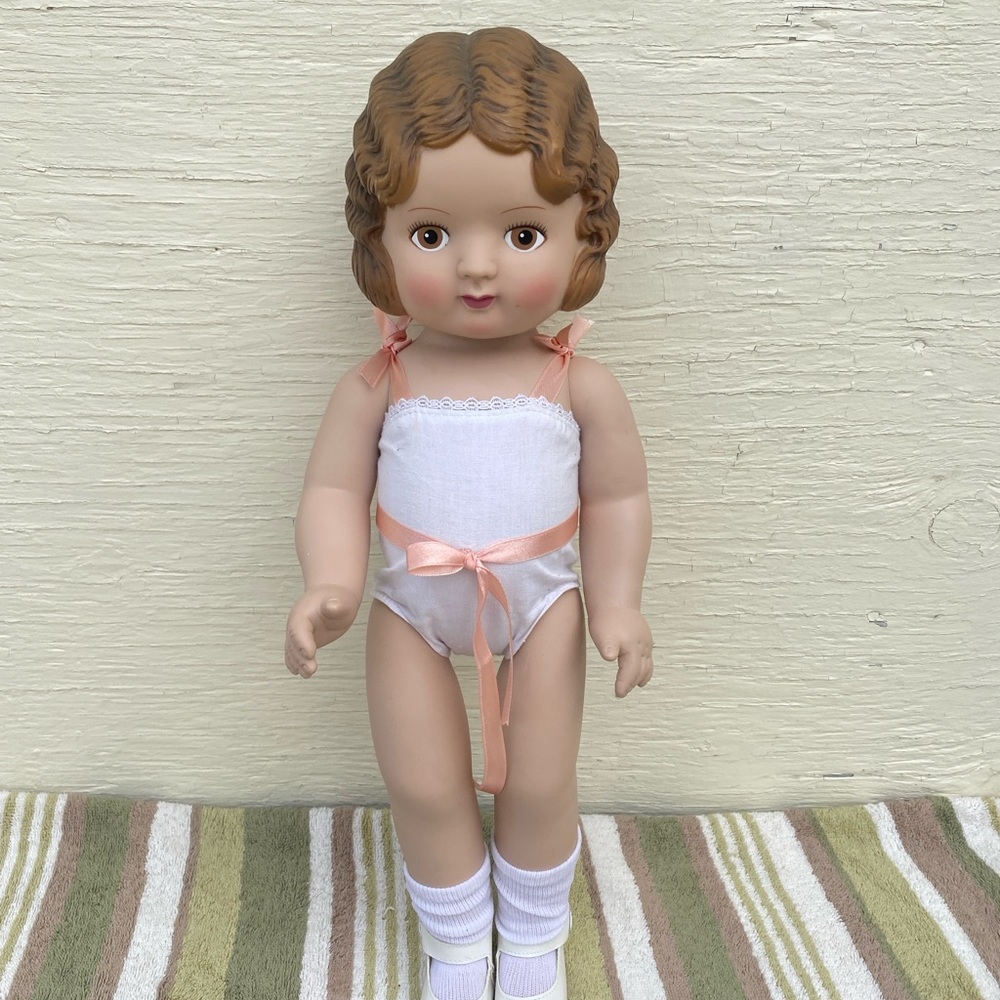 2 daisy kingdom dolls